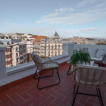 Friendly Rentals Gran Via Barcelona Bagian luar foto