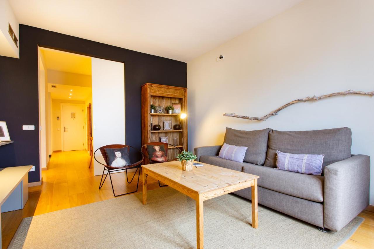 Friendly Rentals Gran Via Barcelona Bagian luar foto