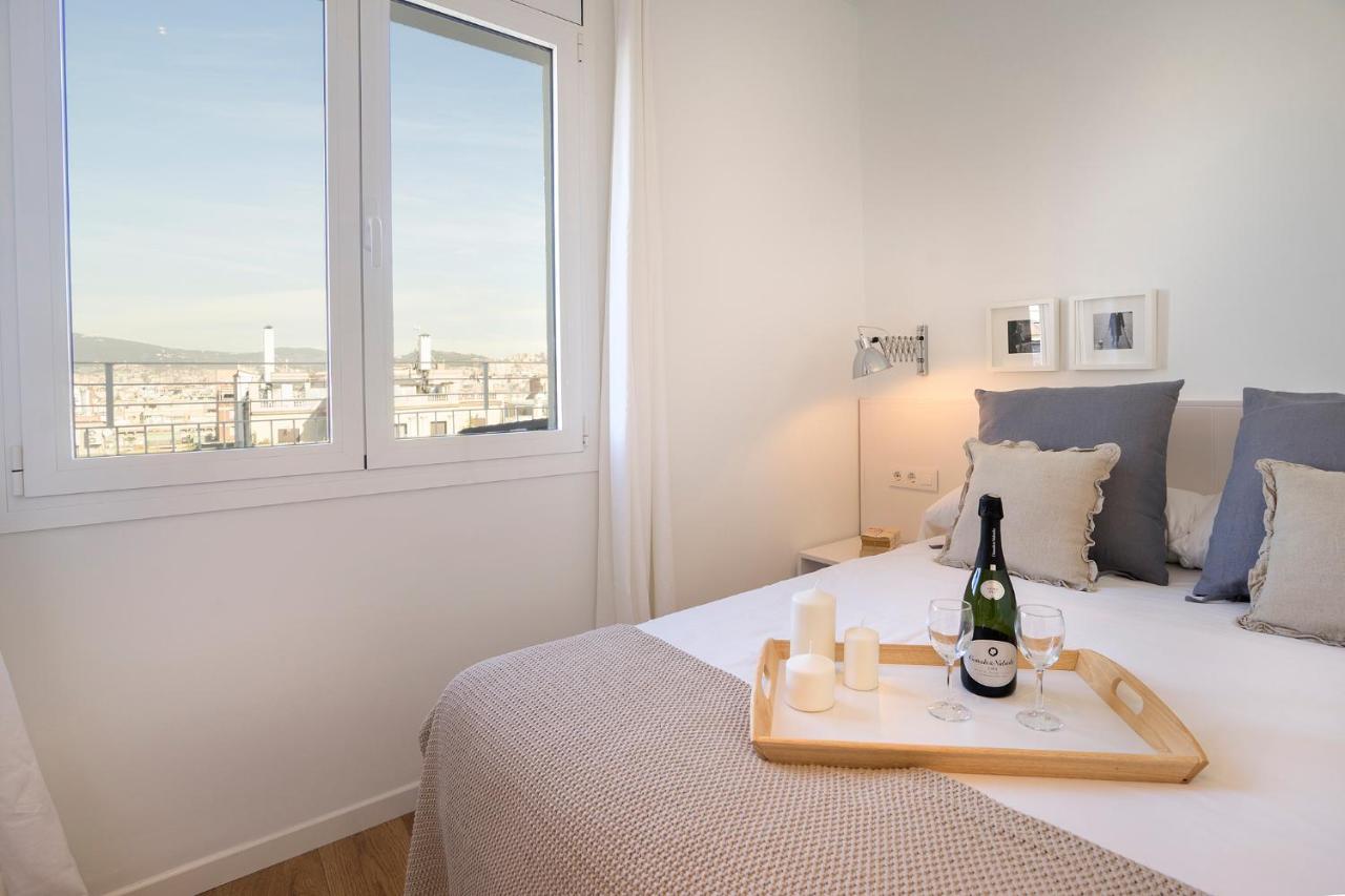 Friendly Rentals Gran Via Barcelona Bagian luar foto