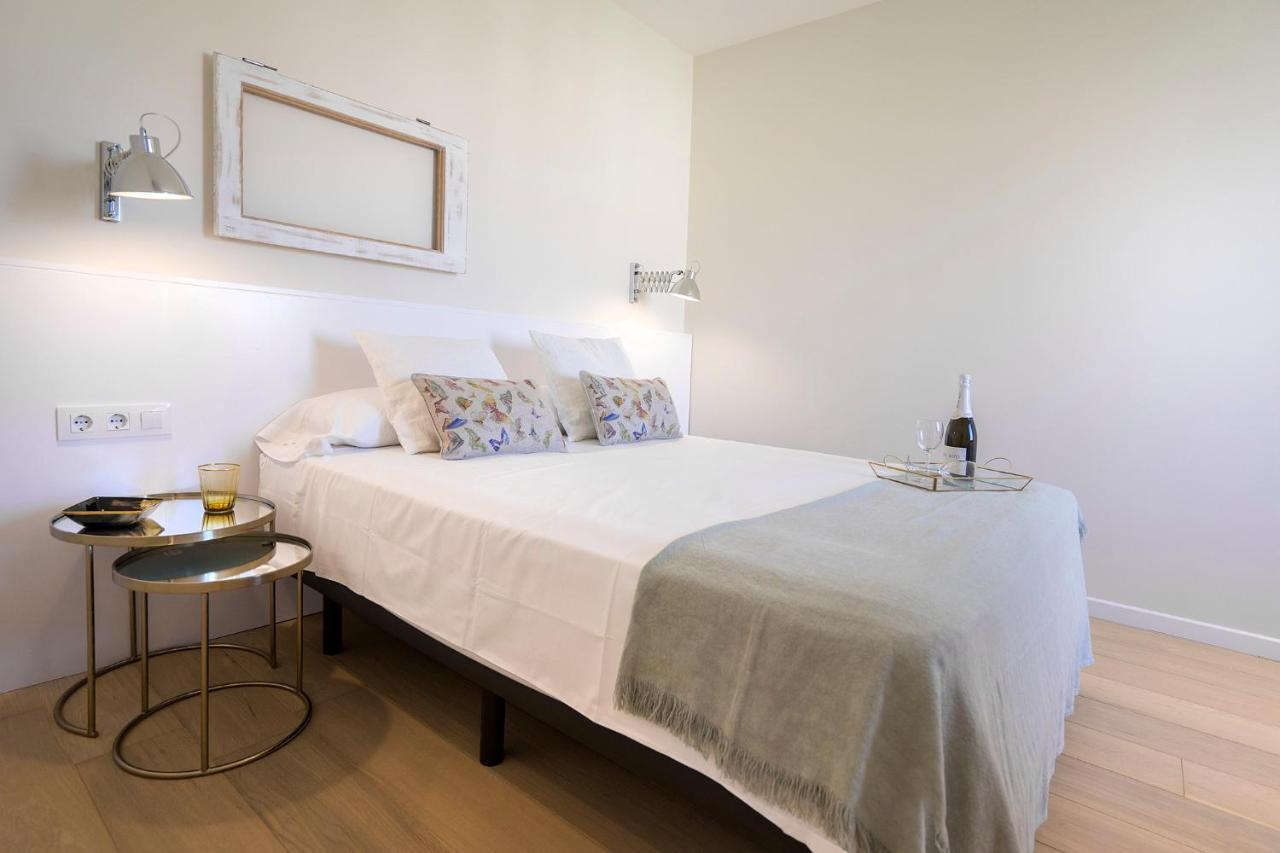 Friendly Rentals Gran Via Barcelona Bagian luar foto
