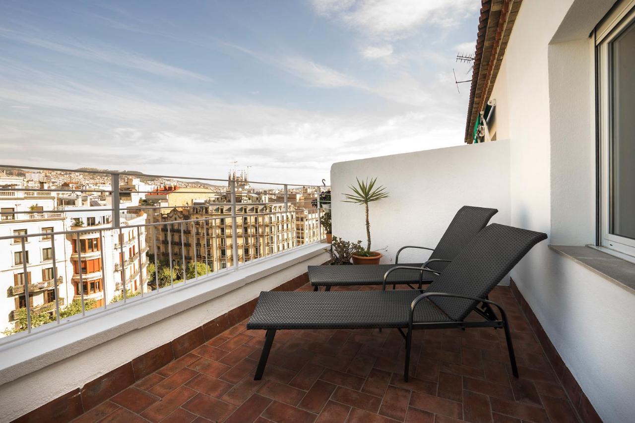 Friendly Rentals Gran Via Barcelona Bagian luar foto