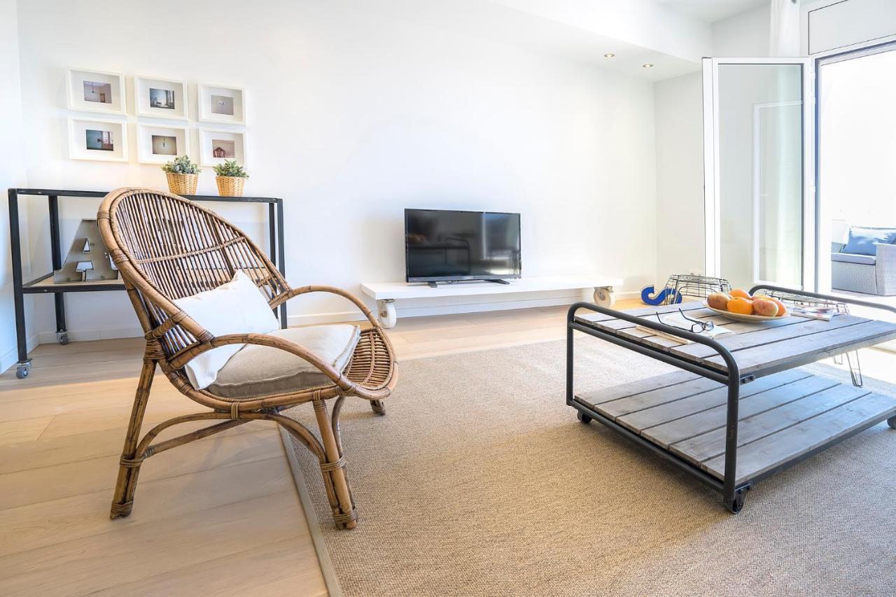 Friendly Rentals Gran Via Barcelona Bagian luar foto