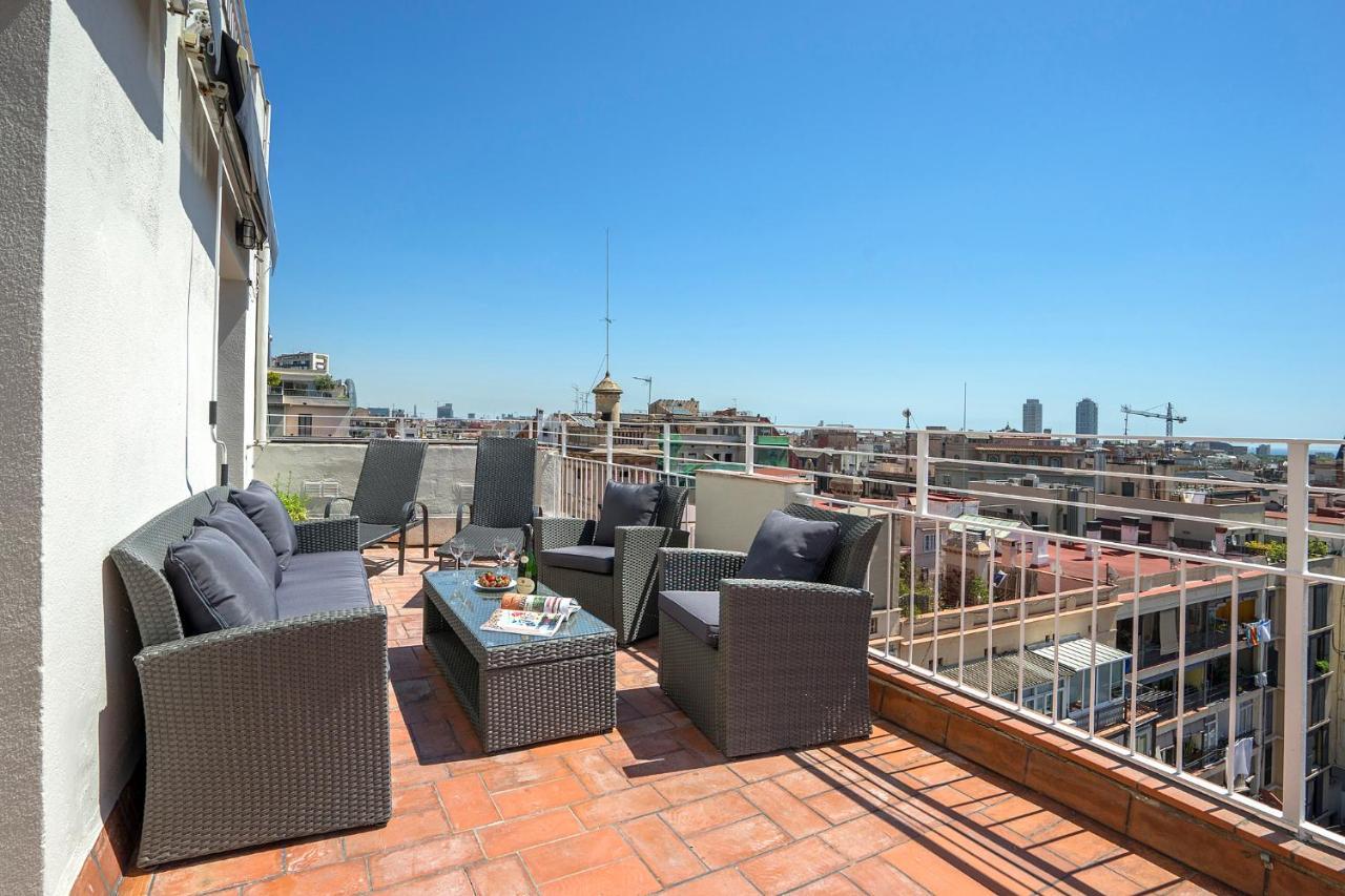 Friendly Rentals Gran Via Barcelona Bagian luar foto
