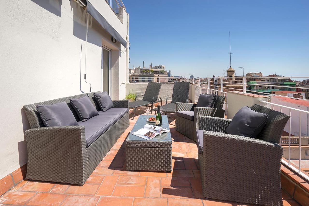 Friendly Rentals Gran Via Barcelona Bagian luar foto