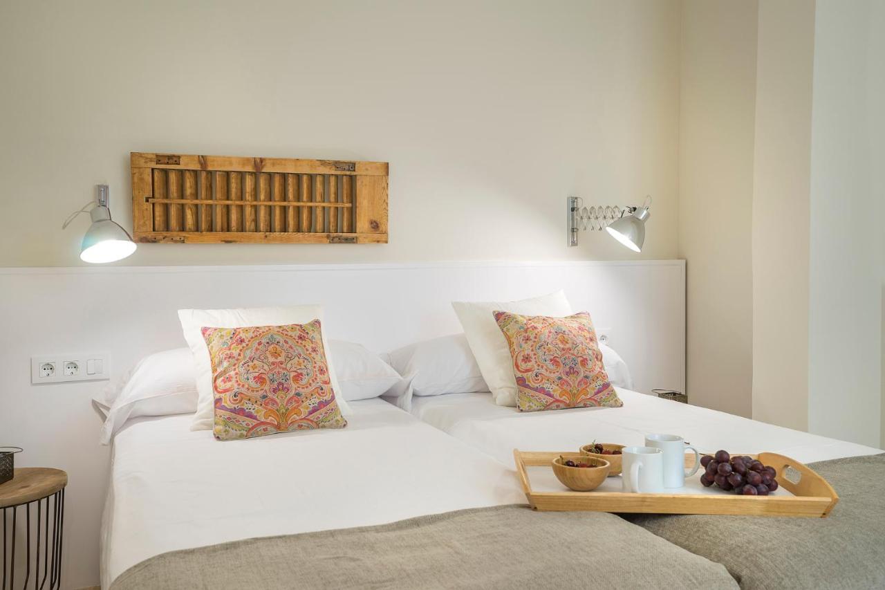 Friendly Rentals Gran Via Barcelona Bagian luar foto